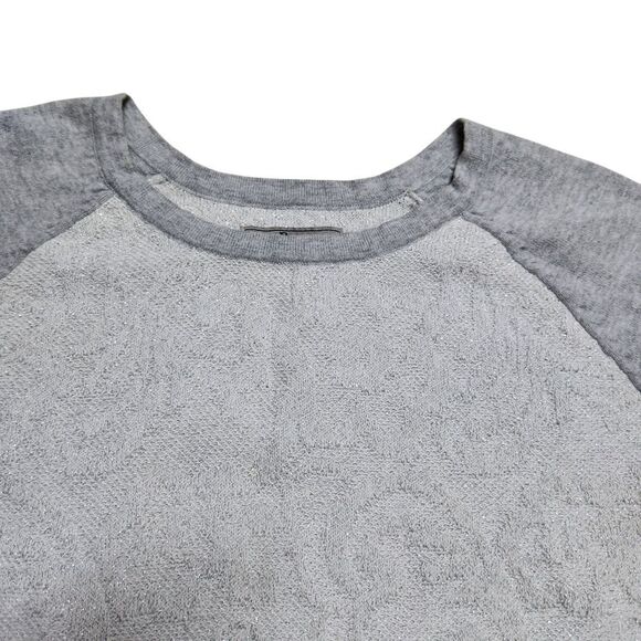 ⚖️🇬🇪🔹️Bass Gray & Metallic Silver Floral Knit Long Sleeve Sweater Large - Picture 3 of 8